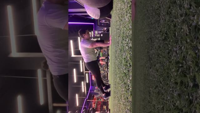 6 неделя Д3 Отжимания узкая постановка рук смотреть онлайн