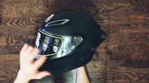 Обзор мотошлема AGV PISTA GP R CARBON