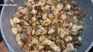 Курица с грибами в белом соусе #рецептыскурицей