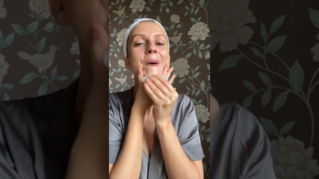 Массаж Гуаша для лица — массаж скребками или специальными пластинками из нефрита или кварца