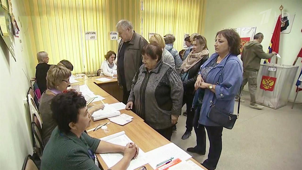 Жители Хабаровского края и Владимирской области избрали новых губернаторов