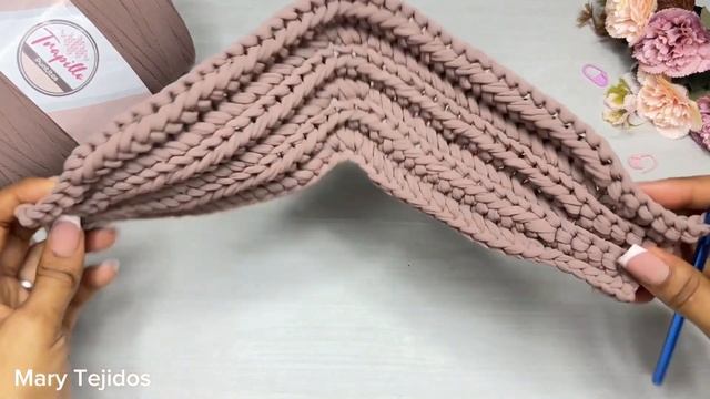 BOLSO TEJIDO| punto espina de pez| Modelo en TENDENCIA /paso a paso/ смотреть онлайн