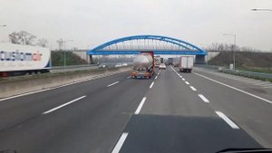 Зимний лайфхак для тягача и Капотная СКАНИЯ в европе с чем бывает в сцепке