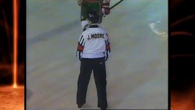 Mike Ware Goes After Ian Cooper BHL 1993-94 смотреть онлайн