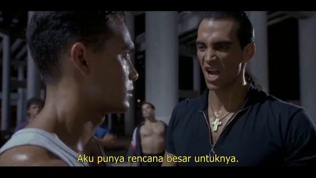 Ketika Guru Olahraga Mengalahkan Gangster Sadis - Alur Film Only The Strong