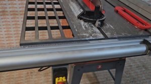 Большой обзор круглопильного станка по дереву Кратон с чугунным столом.