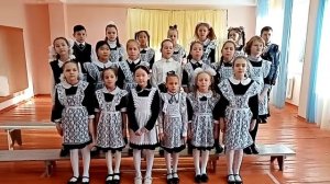 Рано утром просыпаюсь я от глаз твоих