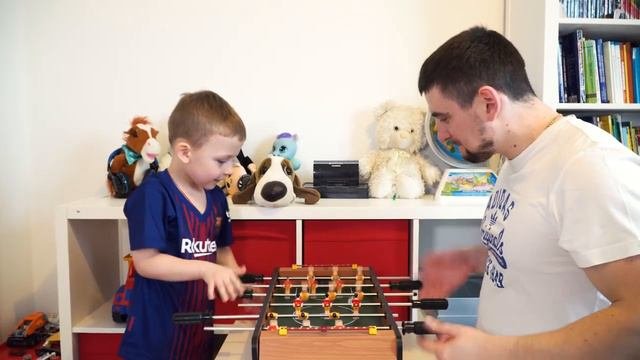 ДИМДИМЫЧ ИГРАЕТ в форме МЕССИ В ФУТБОЛ!Испания против России!ДимДимыч против папы!