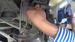 Замена задних колодок Camry 40.