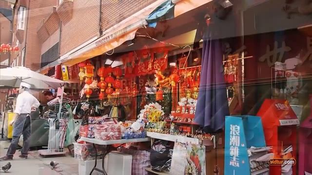 Explore London's Chinatown - London: Video Travel Guide