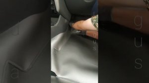 Лада Ларгус , меняем чехол и место ковра линолеум