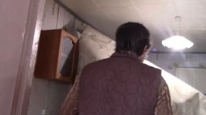 В кухне постелили линолеум