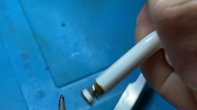 Ремонтируем китайские наушники аiPods 2, не работает правый наушник. смотреть онлайн