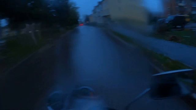 Рахахах руки замёрзли примерзли к мотоциклу нах холодно осень на мото 202221 смотреть онлайн