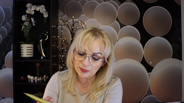 ЧЁРНЫЙ ЖЕМЧУГ( ДРАГОЦЕННЫЕ МАСЛА) Био - Масло и Масляный Пилинг для лица - РЕАЛЬНЫЙ ОБЗОР!!!? смотреть онлайн