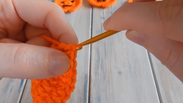 How to Crochet a Pumpkin for Bunting смотреть онлайн
