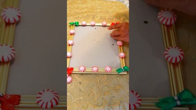 DIY Christmas Picture Frame