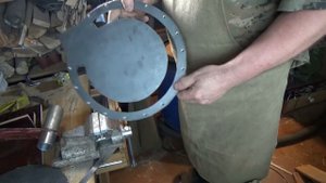 Сепаратор для отсоса опилок.