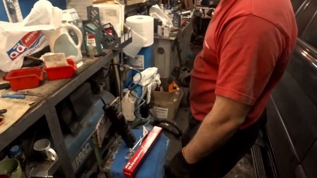 #124 Замена всех амортизаторов на Митсубиши Паджеро Спорт 2007 года.