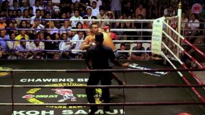 Muay Thai fighting - Salikadong vs Mark