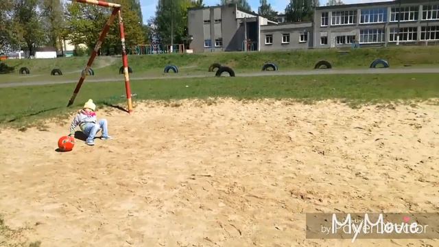 Младший брат VS младшая сестра/пенальти челендж/Ревльный Кекс смотреть онлайн