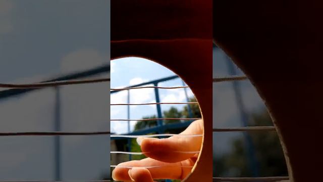 The main theme "The last of us" on the guitar (Well, almost) смотреть онлайн