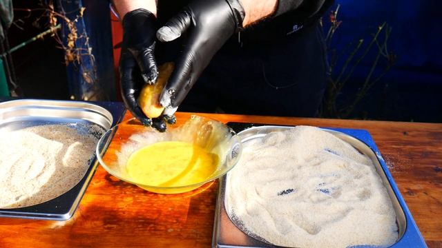 МЯСНЫЕ КОТЛЕТЫ с КАРТОФЕЛЬНЫМ ПЮРЕ на КОСТРЕ. СЕМЕЙНЫЙ РЕЦЕПТ.