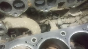 Toyota Corona Premio ДВС 4A-FE замена прокладки ГБЦ.