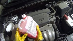 TOYOTA RAV4 Меняем антифриз сами!
