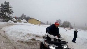 Детский квадрик на максималках. Дети рулят.