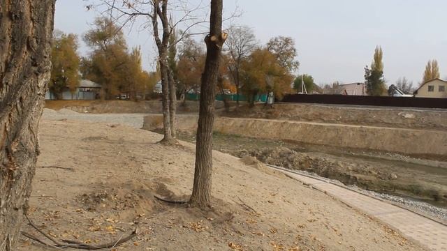 Ремонт и благоустройство Набережной в Таразе. Автор видео Вайцель Владимир. смотреть онлайн