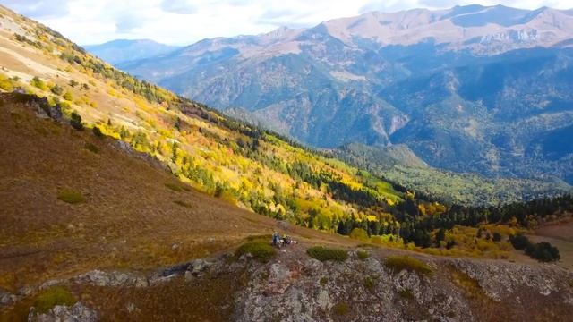 Невероятные красоты гор Закан и Загедан в одном видео! Покорили высоту 2271м на Эндуро! смотреть онлайн