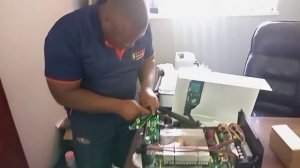 How  to install Must 5KVA inverter parrallel card