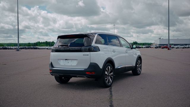 Peugeot 5008 GT White