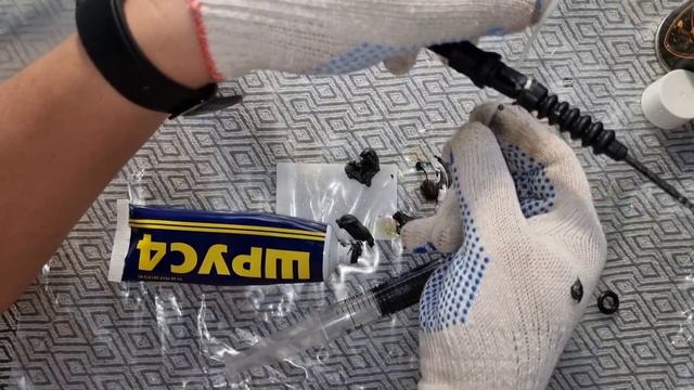 Замена троса ручника VW JETTA 6 2013 года 5C0609721AC смотреть онлайн