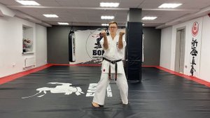 Кихон-ката на 9 кю (оранжевый пояс с синей полоской) КИОКУШИНКАЙ