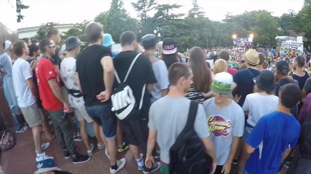 КРЫМ ЯЛТА СВЕЖАЯ ОБЗОРОЧКА НАБЕРЕЖНОЙ / отдых в Крыму смотреть онлайн