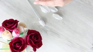 Мастер-класс маленькая роза из гофрированной бумаги