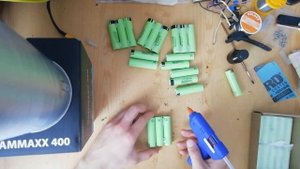 Постройка электросамоката из гироскутера своими руками (Часть 2) сборка аккумулятора 36V 10Ah