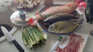 Жарим и коптим рыбу и не только на керамическом гриле! Первый видос на канале, не судите строго??