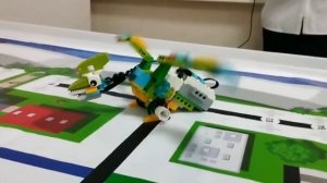 Модели динозавров из Лего WeDo 2 0