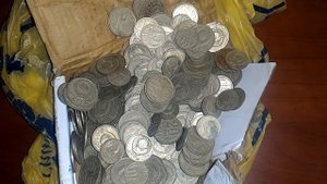 Купил 300 монет на Барахолке