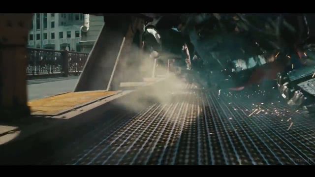 Оптимус Прайм против Сентинела Прайма и Мегатрона Трансформеры Тёмная сторона Луны 4K ULTRA H смотреть онлайн