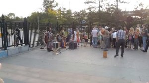 Индейцы в Москве, ВДНХ