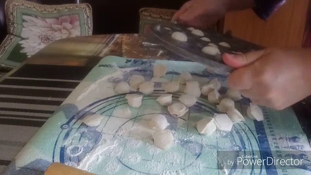 Так можно жить с голодными наравне. Это присказка моей мамы..... смотреть онлайн