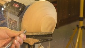 Easy learning, the secret behind wood-turning a blackwood  bowl a beginner’s guide