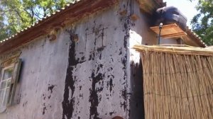 Как врезать окно в саманном доме.