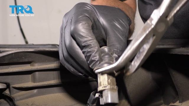 How to Replace Remote Start Hood Safety Switch 2011-2019 Ford Explorer смотреть онлайн