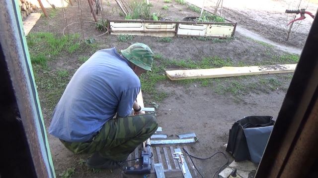 Самодельная антенна .Траверса из дерева для DVB T2 дальность приёма 70км часть 2