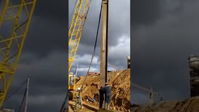 Погружение шпунта Ларсена Л5 УМ. Как это работает.